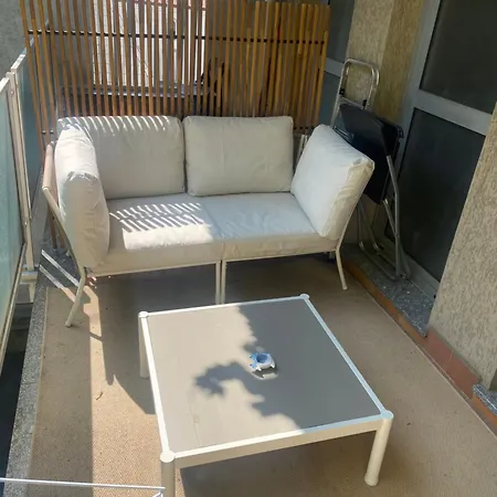 Your Lakeside Apartment